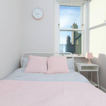 Bright And Modern Causewayside Apartment Edinburgh Luaran gambar